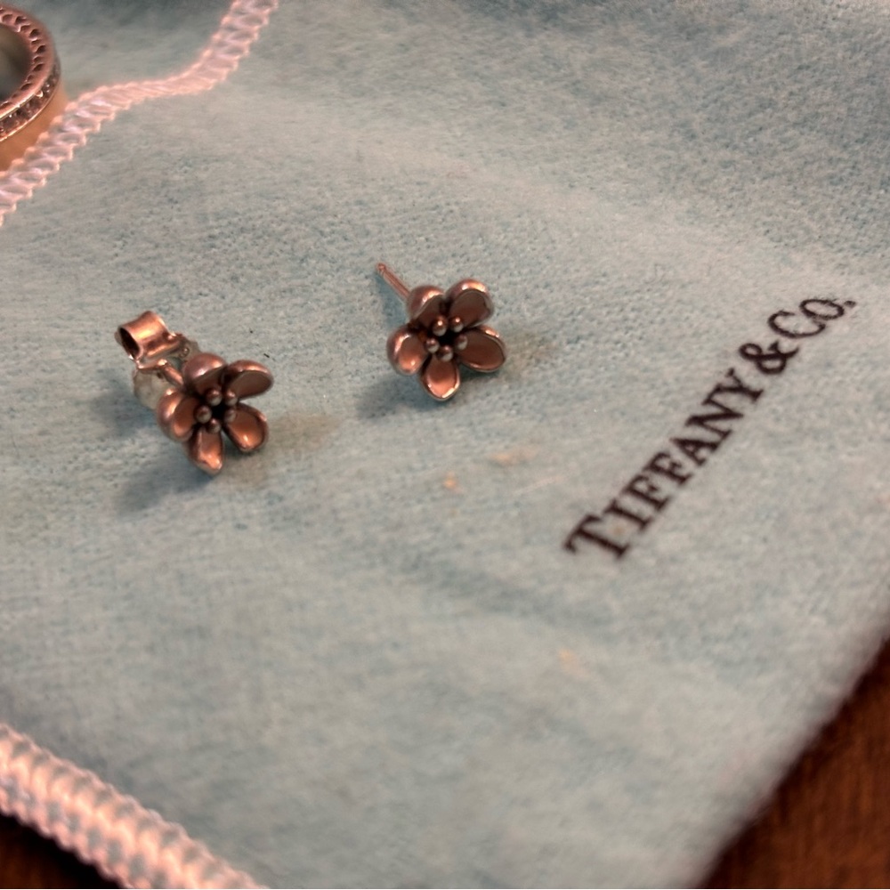 Pandora flower earrings